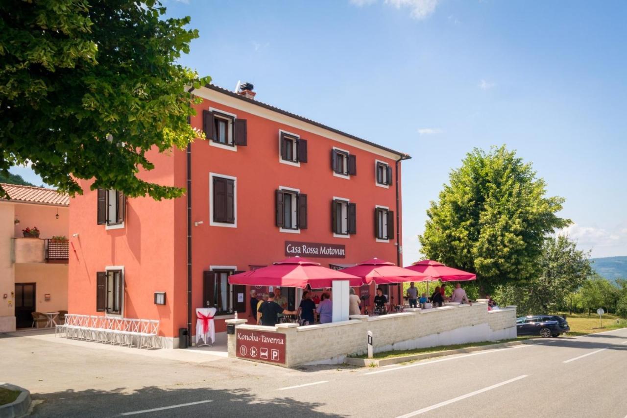 Hotel Casa Rossa Motovun Extérieur photo